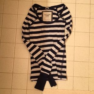 Abercrombie and Fitch-Stretch Long Sleeve